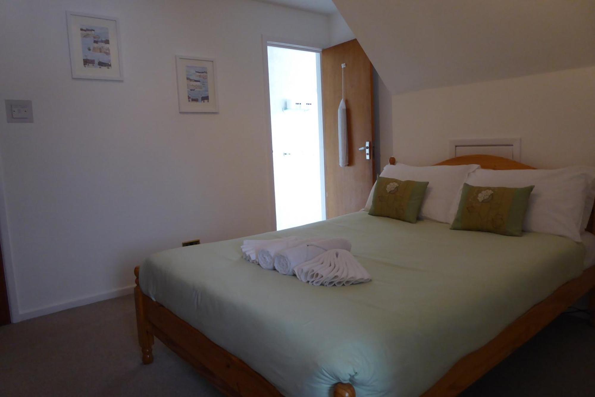 Capri Guest House Torquay Esterno foto